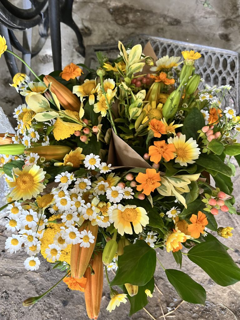 Bouquet de fleurs fraîches de Terre de couleurs